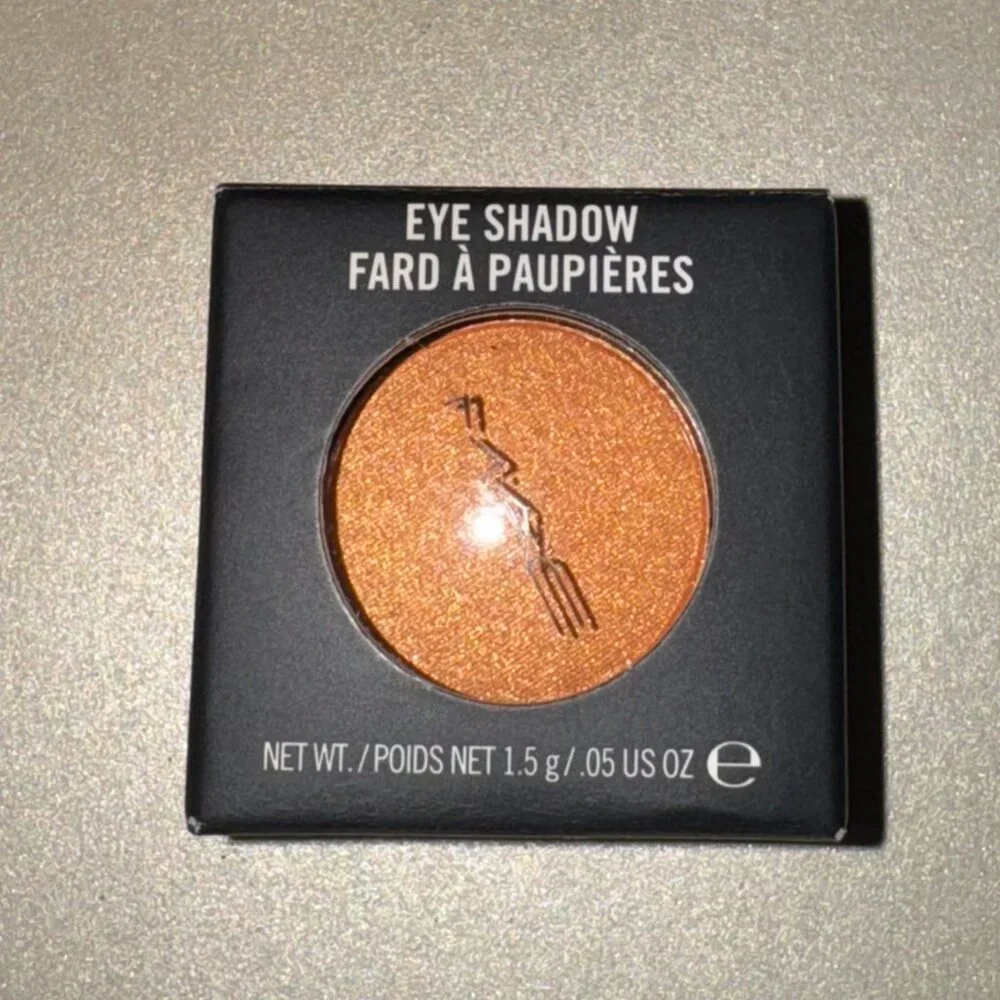 MAC Orange Pop Eyeshadow